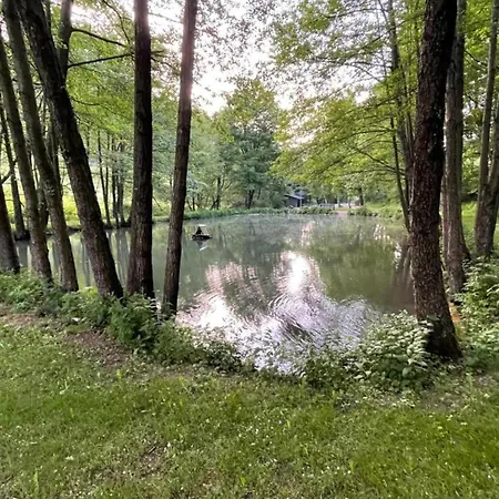 Quaint In Eimelrod Near And Water Sports شقة