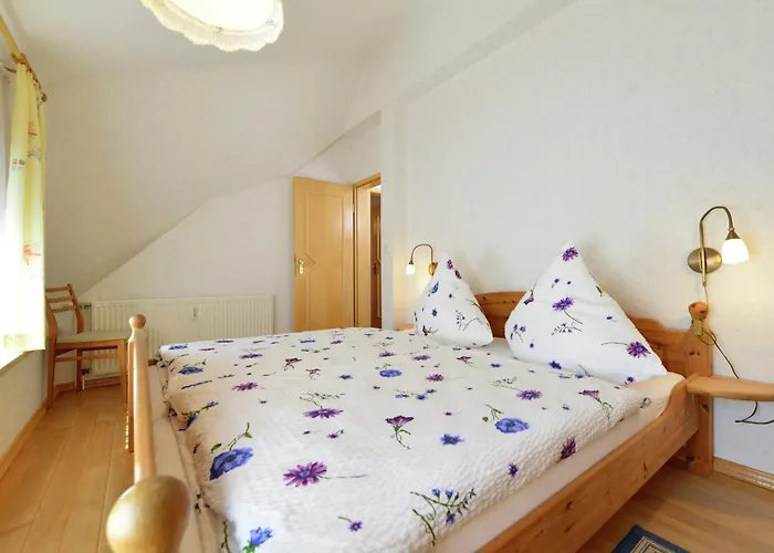 Quaint In Eimelrod Near And Water Sports Appartement *